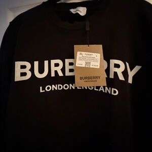 Burberry Black Crewneck Sweatshirt for Men/Woman size L